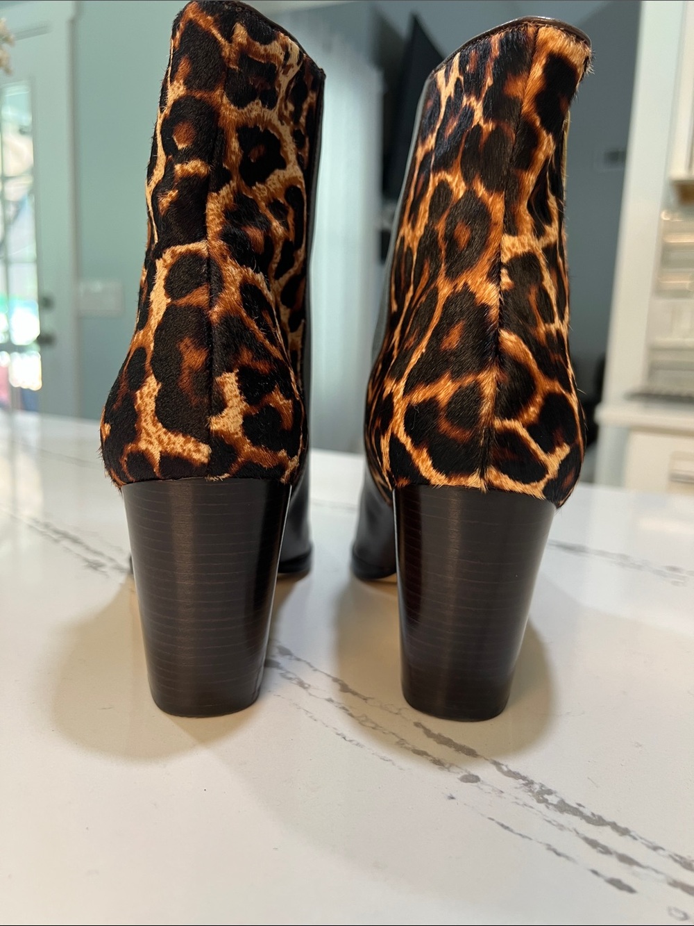 Michael Kors Brown Leather Ankle Boots with Leopard-Print Heel Panel size W 7.5 - Picture 8 of 15